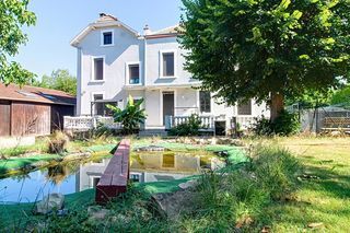  Maison � vendre 12 pi�ces 251 m�