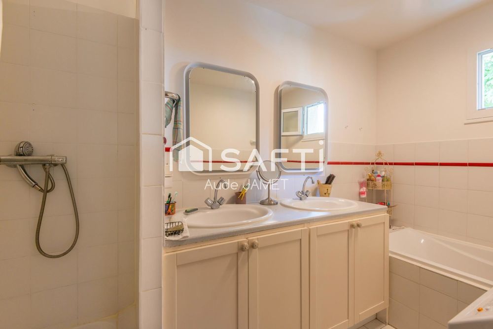 � vendre  Appartement Versailles (78000)