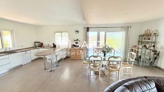  Maison � vendre 9 pi�ces 238 m�