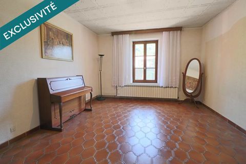   Avis aux amateurs de beaux volumes ! Maison - 7 pi�ce(s) - 153 m�