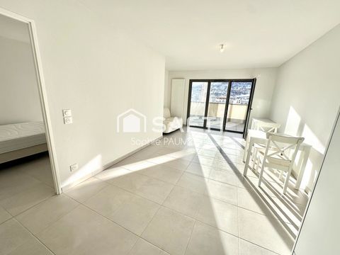   Vendu meubl� - �quip�, standing, terrasse, parking Appartement - 2 pi�ce(s) - 57 m�