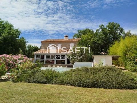   Entre Anduze et Lasalle : la douceur bucolique des C�vennes dans une grande et confortable maison familiale. Maison - 5 pi�ce(s) - 218 m�