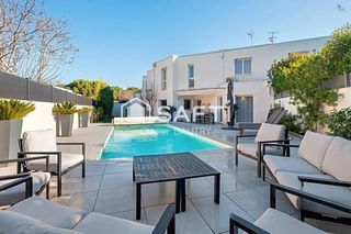  Maison � vendre 10 pi�ces 241 m�