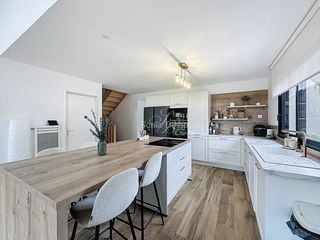  Maison � vendre 7 pi�ces 140 m�