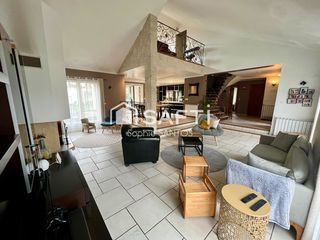  Maison � vendre 7 pi�ces 185 m�