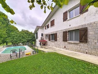  Maison � vendre 11 pi�ces 225 m�