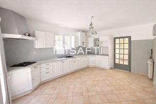  Maison � vendre 5 pi�ces 165 m�