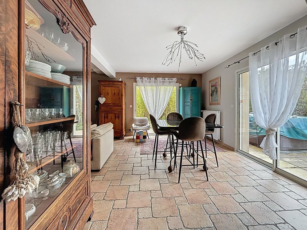 � vendre  Maison Saint-Cyr-sur-Loire (37540)