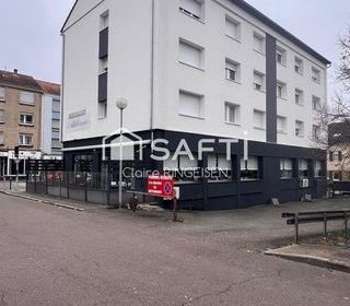  Immeuble � vendre 881 m�