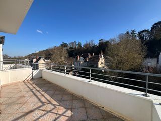  Appartement � vendre 4 pi�ces 120 m�