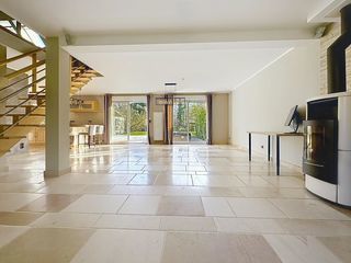  Maison � vendre 8 pi�ces 194 m�