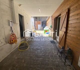  Immeuble � vendre 243 m�