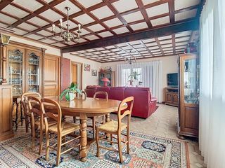  Maison � vendre 7 pi�ces 198 m�