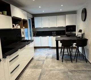  Appartement � vendre 3 pi�ces 110 m�