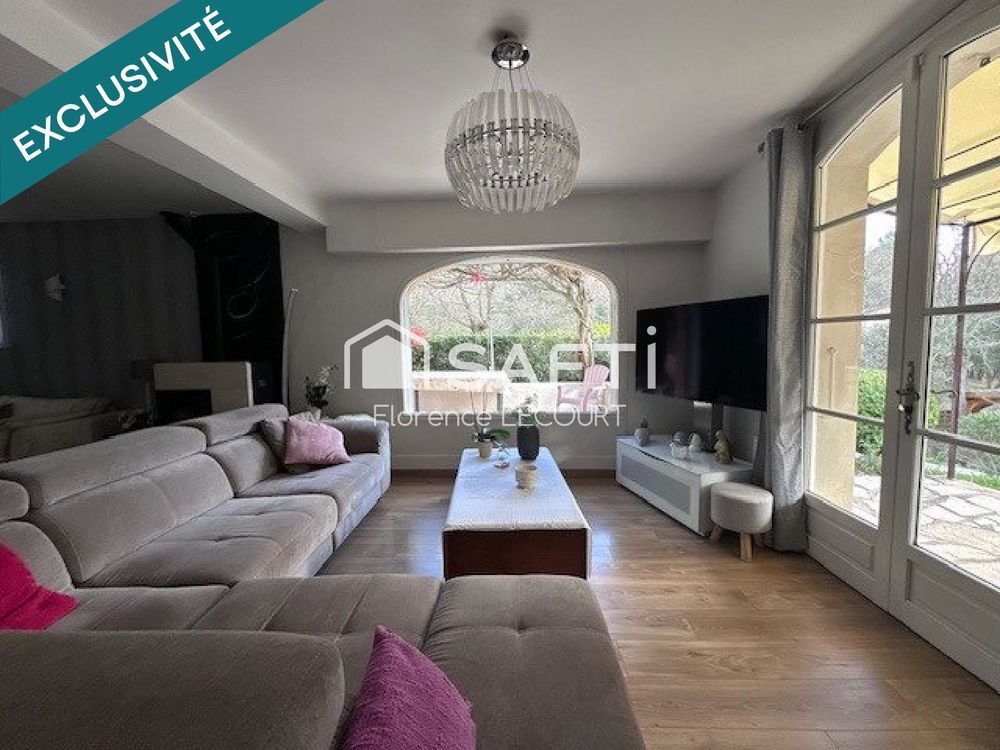 � vendre  Maison Pourri�res (83910)