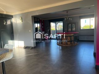  Maison � vendre 6 pi�ces 242 m�