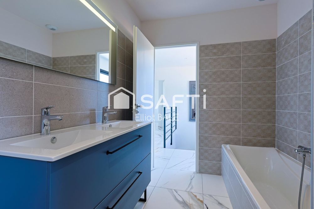 � vendre  Maison Cogolin (83310)