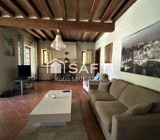  Maison � vendre 9 pi�ces 239 m�