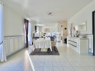  Maison � vendre 9 pi�ces 250 m�