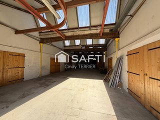  Immeuble � vendre 1200 m�