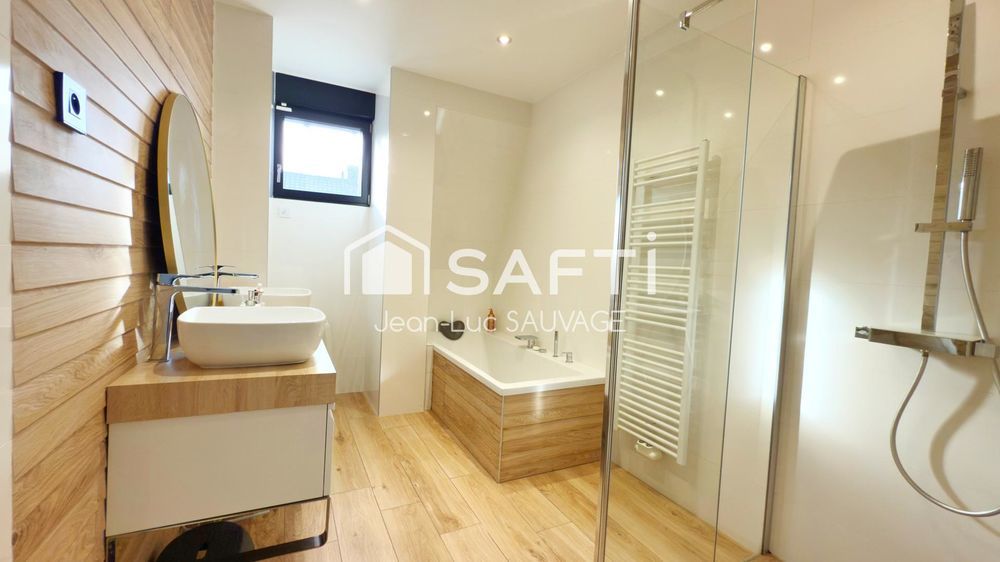 � vendre  Maison Croix (59170)