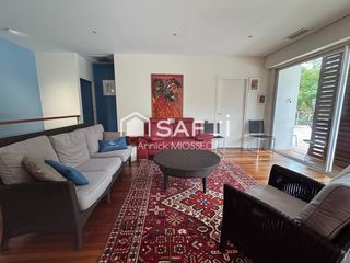  Maison � vendre 8 pi�ces 242 m�