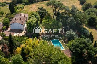  Maison � vendre 15 + pi�ces 310 m�