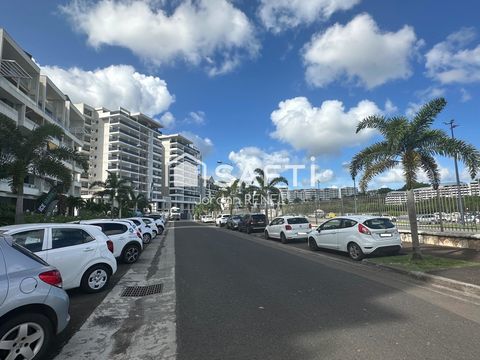 Restaurant + Murs  232 m²  Affaire rare. 799000 97200 Fort-de-france