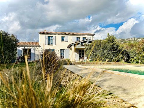   Lumineuse Bastide Proven�ale de 140m2 Maison - 4 pi�ce(s) - 140 m�