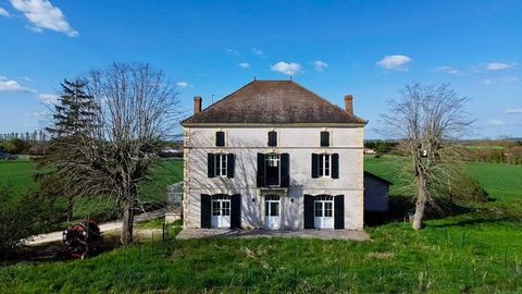   Maison de ma�tre � Allez et Cazeneuve Maison - 6 pi�ce(s) - 273 m�