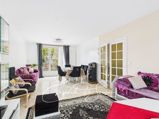  Maison � vendre 8 pi�ces 210 m�