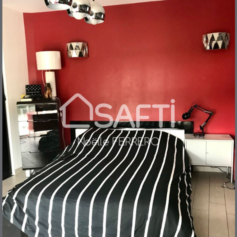 � vendre  Maison Saint-Rapha�l (83700)