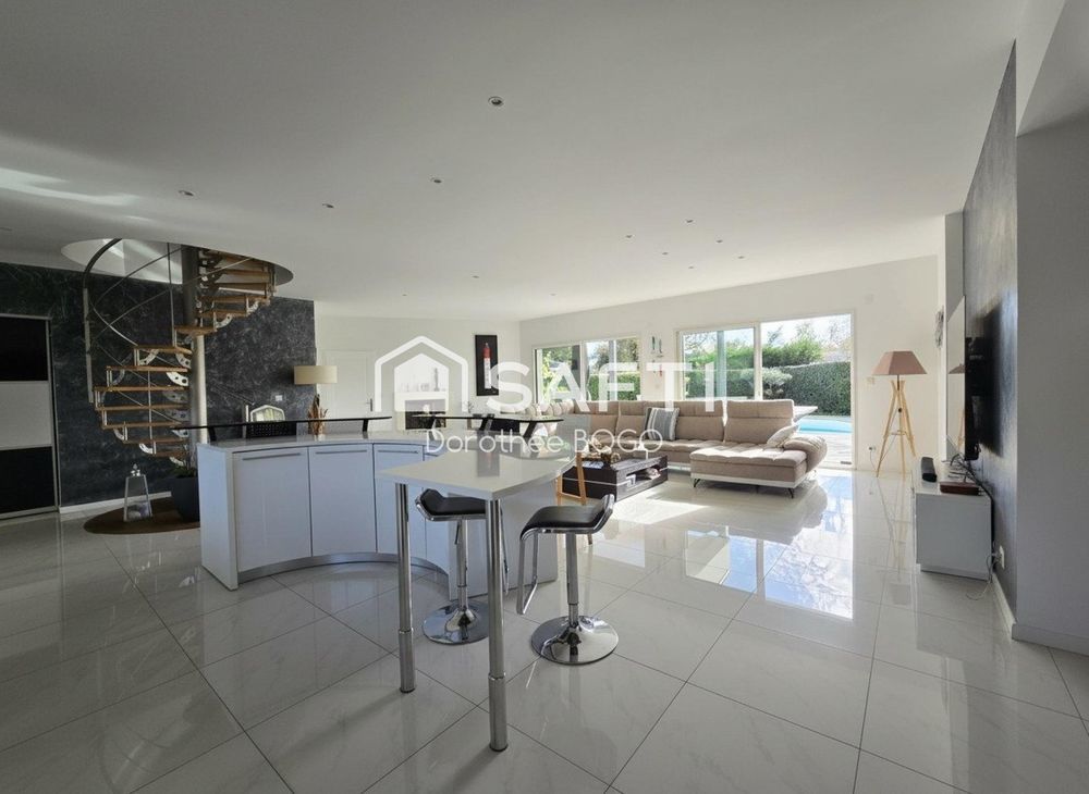 � vendre  Maison Lanton (33138)