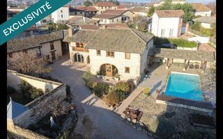  Maison � vendre 8 pi�ces 322 m�