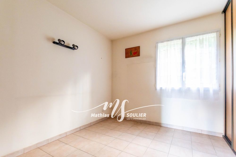 � vendre  Maison Cabri�s (13480)