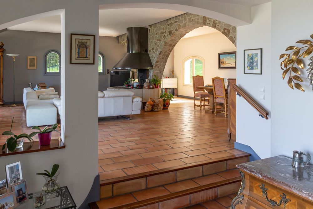 � vendre  Maison Vienne (38200)