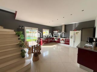  Maison � vendre 7 pi�ces 250 m�