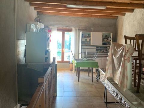   A vendre belle maison de village en pierres. Maison - 6 pi�ce(s) - 155 m�