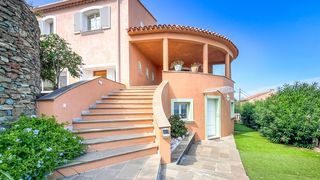  Maison � vendre 8 pi�ces 232 m�