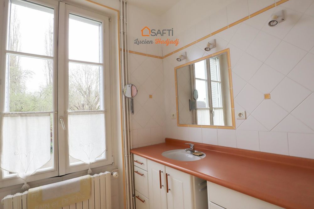 � vendre  Maison Vernon (27200)