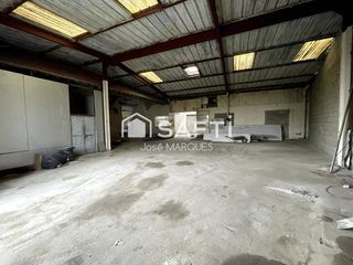  Immeuble � vendre 550 m�