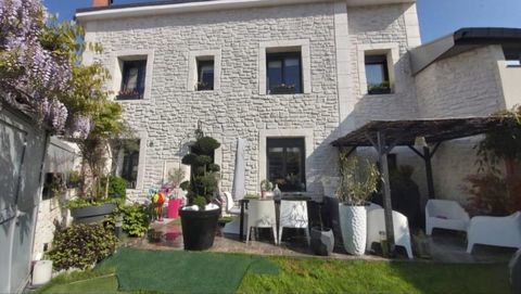   Maison Facade pierre 3 chambres jardin garage Maison - 7 pi�ce(s) - 150 m�