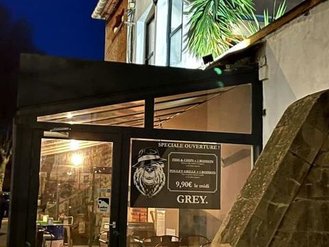 Murs commerciaux 180m&sup2; - Rabelais 222000 34500 Beziers