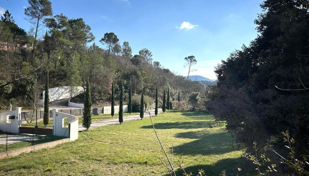 � vendre  Maison Tourves (83170)