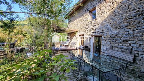   Superbe maison de village avec beau potentiel Maison - 5 pi�ce(s) - 144 m�