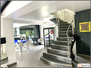  Maison � vendre 9 pi�ces 279 m�