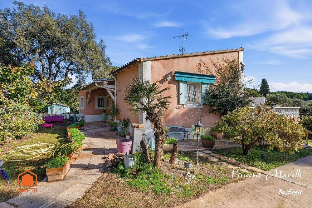 � vendre  Maison Hy�res (83400)