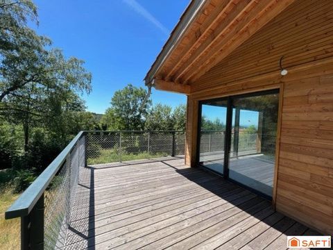   UNE MAISON D'ARCHITECTE CONFIDENTIELLE ENTRE NATURE ET MODERNIT� Maison - 4 pi�ce(s) - 135 m�