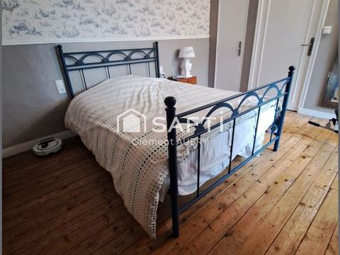   Maison de bourg avec terrain et d�pendance ! Maison - 6 pi�ce(s) - 135 m�