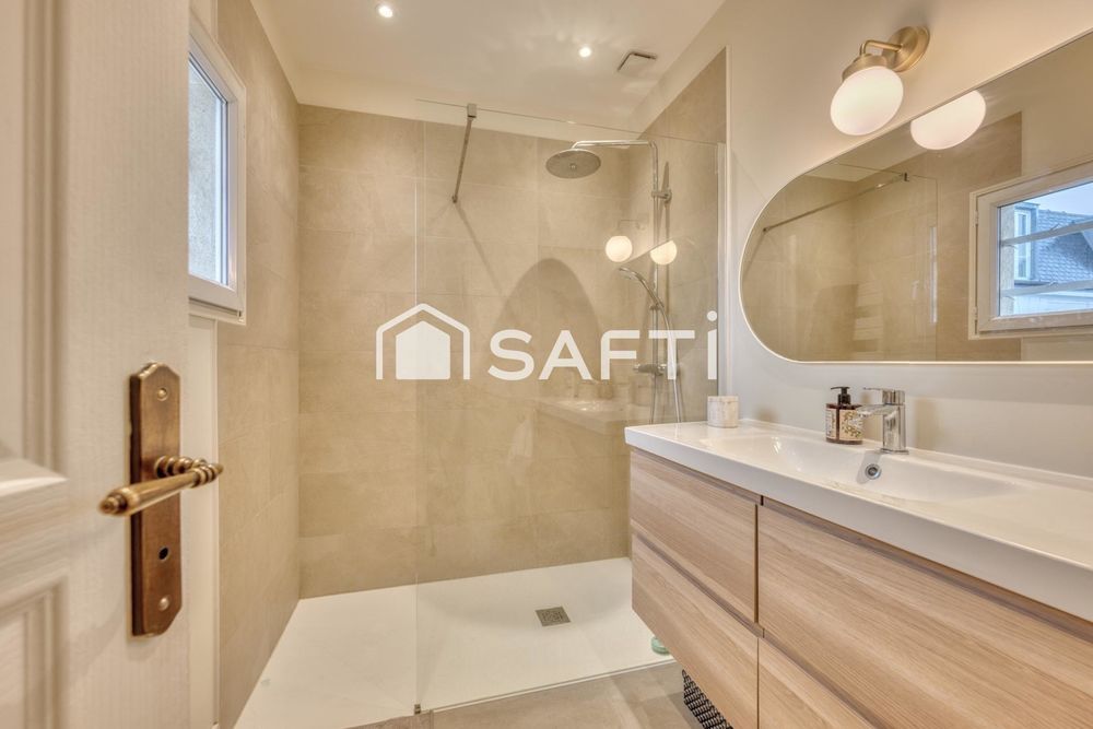 � vendre  Maison Issy-les-Moulineaux (92130)